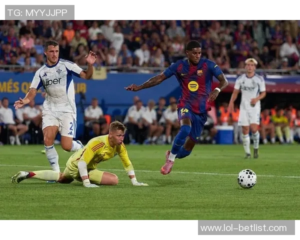 德甲精彩对决巴萨狂胜曼联五球引爆全场热情