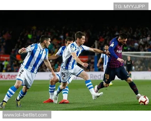 国王杯激战巴黎圣日耳曼险胜巴萨神奇扑救成比赛转折点分析