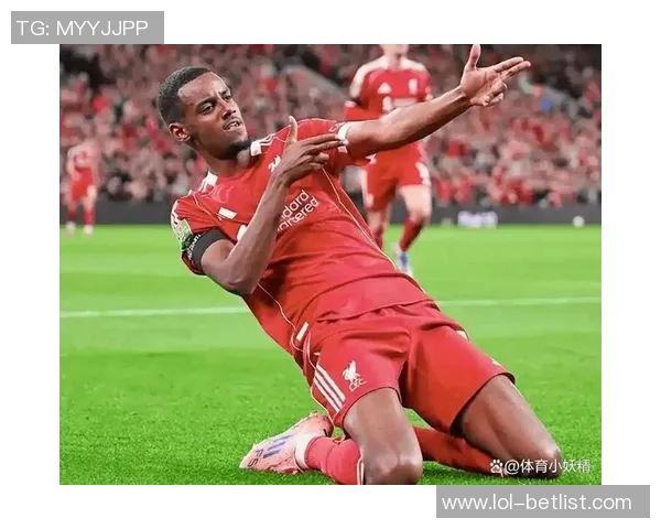 世界杯激战国米与利物浦平局红牌争议引发全场热议与数据分析