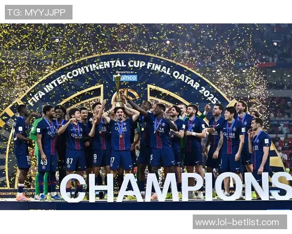 那不勒斯大胜巴黎圣日耳曼4-0创造国王杯历史冷门瞬间