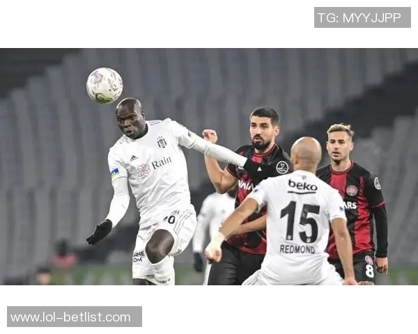 中超精彩对决尤文图斯大胜里昂5-0补时进球点燃全场激情