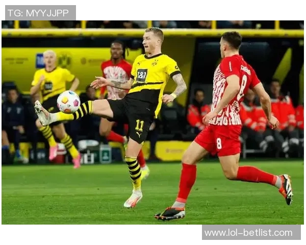 德甲惊天冷门本菲卡逆袭多特蒙德5-1狂胜引发全场沸腾