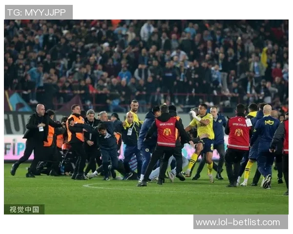 中超激战波尔图大胜多特蒙德补时进球点燃全场激情